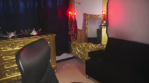 Snapshot of dantecoppolaa chatting on 03-02-25, 10:38 Dante coppola online show from 03-02-25, 10:38