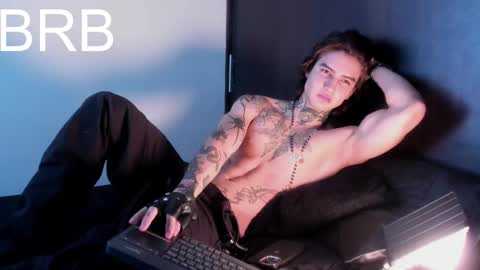 Snapshot of dantecoppolaa chatting on 03-12-25, 10:39 Dante coppola online show from 03-12-25, 10:39