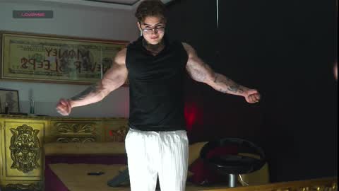 Snapshot of dantecoppolaa chatting on 11-08-25, 08:18 Dante coppola online show from 11-08-25, 08:18