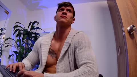 Snapshot of dantecummingss chatting on 12-04-24, 11:57 Dante online show from 12-04-24, 11:57