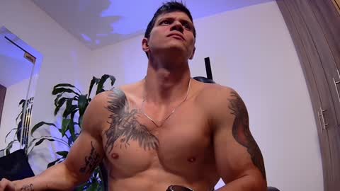 Snapshot of dantecummingss chatting on 01-16-25, 01:37 Dante online show from 01-16-25, 01:37