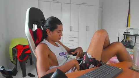 Snapshot of dantedecentralized chatting on 11-04-25, 10:31 X Dante7373574 online show from 11-04-25, 10:31