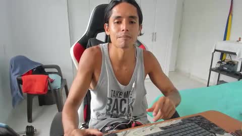 Snapshot of dantedecentralized chatting on 11-24-25, 06:40 X Dante7373574 online show from 11-24-25, 06:40