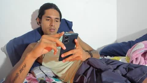 Snapshot of dantedecentralized chatting on 12-14-25, 03:01 X Dante7373574 online show from 12-14-25, 03:01