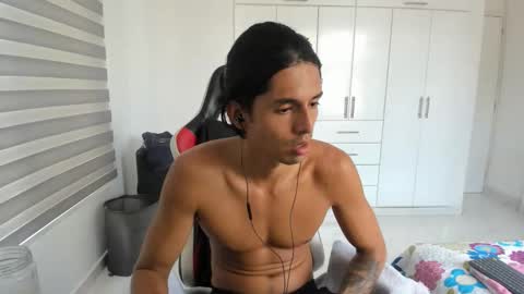 Snapshot of dantedecentralized chatting on 12-15-25, 07:18 X Dante7373574 online show from 12-15-25, 07:18