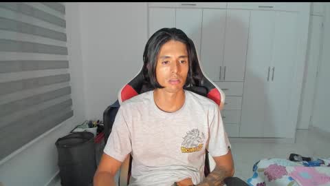 Snapshot of dantedecentralized chatting on 12-21-25, 02:19 X Dante7373574 online show from 12-21-25, 02:19