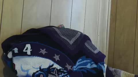 dantehot82 online show from 12-21-24, 08:00