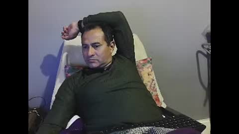 dantehot82 online show from 01-12-25, 07:32