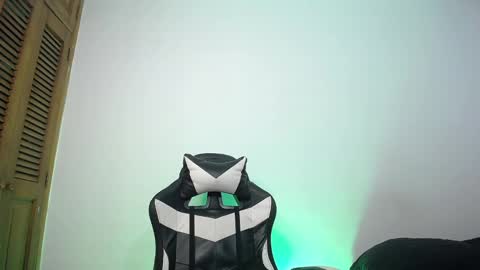 danteread online show from 02-10-25, 09:58