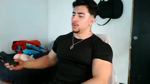 Snapshot of dantevicius chatting on 11-11-25, 07:25 Dante Vicius online show from 11-11-25, 07:25