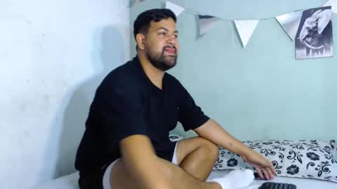 dantevitorio 873 online show from 12-16-25, 11:26