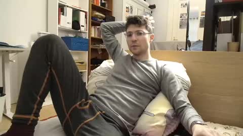 Daniel online show from 01-20-25, 03:28