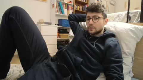 Snapshot of dantheman233 chatting on 02-09-26, 03:05 Daniel online show from 02-09-26, 03:05