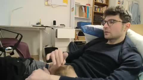 Snapshot of dantheman233 chatting on 03-25-26, 04:57 Daniel online show from 03-25-26, 04:57