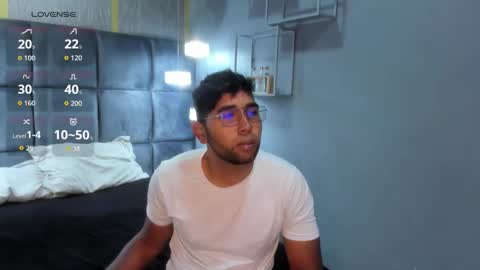 Snapshot of dantteray chatting on 11-18-25, 10:52 dantteray online show from 11-18-25, 10:52