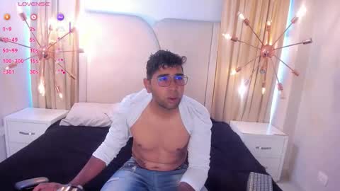 Snapshot of dantteray chatting on 11-23-25, 12:38 dantteray online show from 11-23-25, 12:38