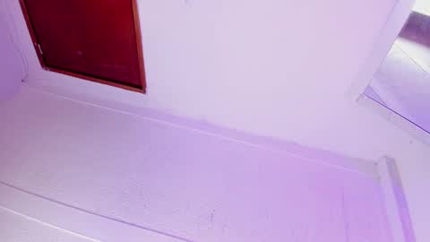 hi im DanyBest Squirter here on cb online show from 01-21-25, 09:57