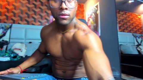 Snapshot of dany_dryy chatting on 01-23-25, 02:33 Dany online show from 01-23-25, 02:33