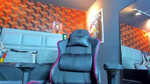 Snapshot of dany_dryy chatting on 03-08-25, 07:16 Dany online show from 03-08-25, 07:16