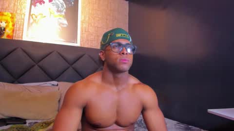 Snapshot of dany_dryy chatting on 10-19-25, 09:21 Dany online show from 10-19-25, 09:21