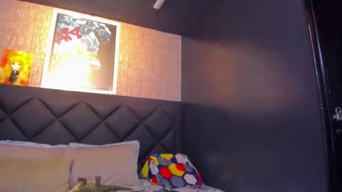 Snapshot of dany_dryy chatting on 10-29-25, 10:55 Dany online show from 10-29-25, 10:55