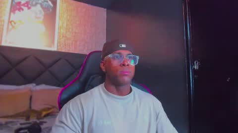 Snapshot of dany_dryy chatting on 12-01-25, 12:15 Dany online show from 12-01-25, 12:15