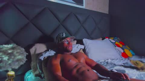 Snapshot of dany_dryy chatting on 12-20-25, 06:26 Dany online show from 12-20-25, 06:26