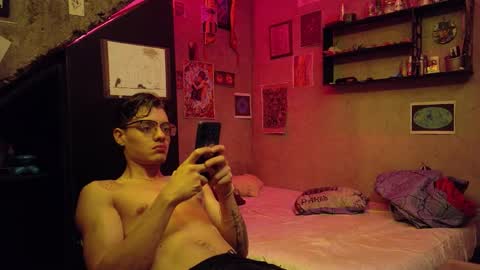 Snapshot of dany_kyng chatting on 03-11-26, 03:23 dany_kyng online show from 03-11-26, 03:23