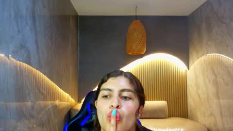 Dany online show from 11-13-25, 01:32