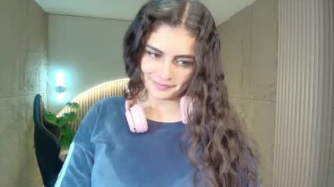 Dany online show from 02-27-26, 01:33