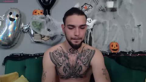 Snapshot of danyelcarter chatting on 10-24-25, 07:10 Danyel online show from 10-24-25, 07:10