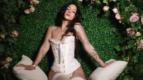 Daniela online show from 09-11-25, 04:23