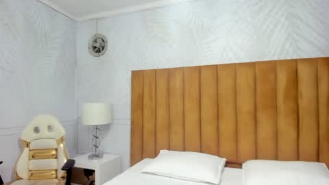 Daphne online show from 01-07-25, 06:24