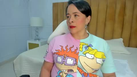 Daphne online show from 01-23-25, 02:33