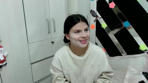 daphne877046 online show from 11-26-25, 06:53