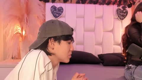 daphne_and_roger online show from 03-18-26, 11:13