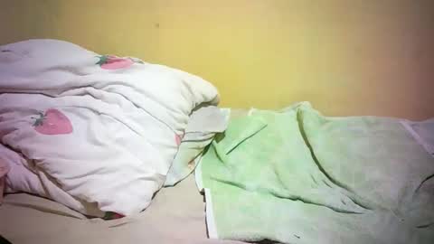 daphne online show from 04-19-26, 08:33