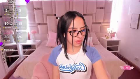 daphne_chers online show from 02-03-25, 08:13