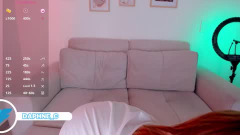 Snapshot of daphne_cooper1 chatting on 02-25-25, 05:52 daphne_cooper1 online show from 02-25-25, 05:52