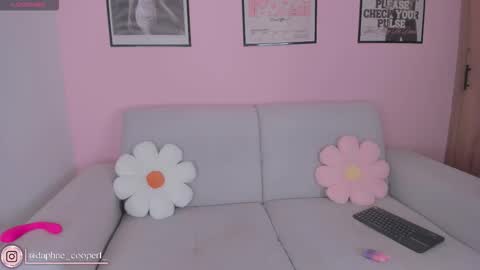 Snapshot of daphne_cooper1 chatting on 02-08-26, 03:21 daphne_cooper1 online show from 02-08-26, 03:21