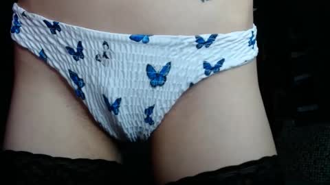 Snapshot of daphne_darkthorn chatting on 10-25-25, 03:58 Daphne Darkthorn online show from 10-25-25, 03:58