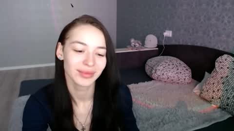 Daphne Darkthorn online show from 11-16-25, 10:10