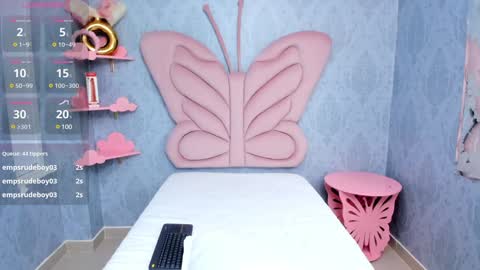 Daphne  online show from 12-28-24, 02:10