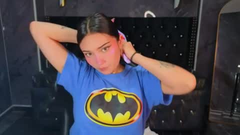 daphne_nicole_b online show from 07-10-26, 12:52