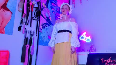 Snapshot of daphnemadison chatting on 11-26-25, 07:37 Daphne Madison online show from 11-26-25, 07:37