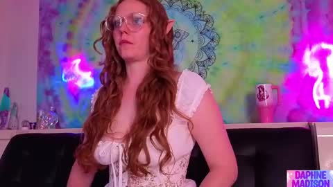 Daphne Madison online show from 04-23-26, 10:23