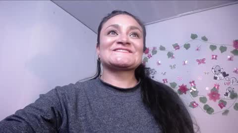 Snapshot of dapnne24 chatting on 01-04-25, 08:05 dapnne online show from 01-04-25, 08:05