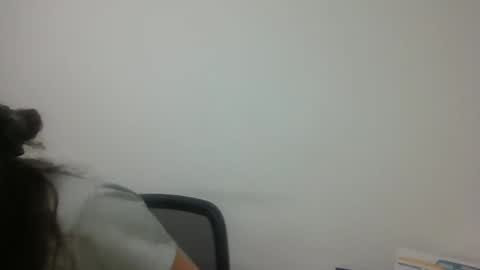 Snapshot of dapnne24 chatting on 10-27-25, 07:51 dapnne online show from 10-27-25, 07:51