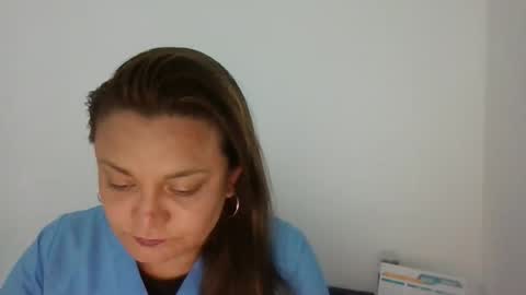 Snapshot of dapnne24 chatting on 11-26-25, 08:21 dapnne online show from 11-26-25, 08:21