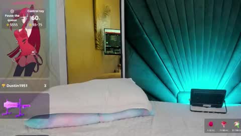    online show from 10-19-25, 11:22